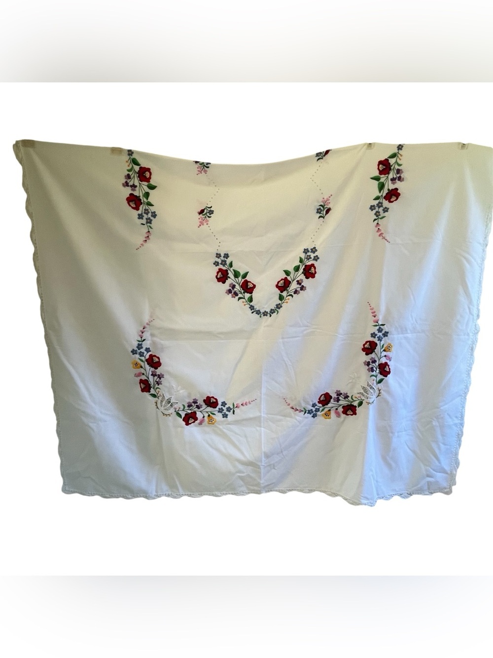 Vintage Hand Embroidered Kalocsa
Floral Tablecloth Lace Trim White 88 X 44